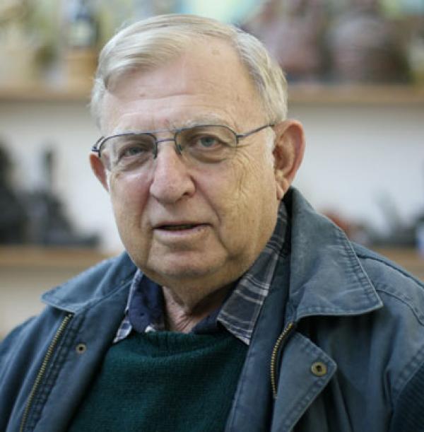 עמוס אטינגר