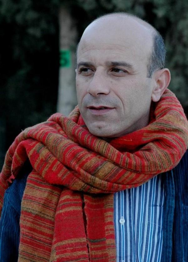 שמעון שלוש