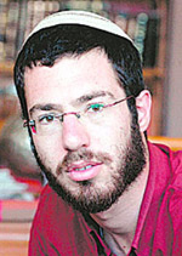 אלחנן ניר